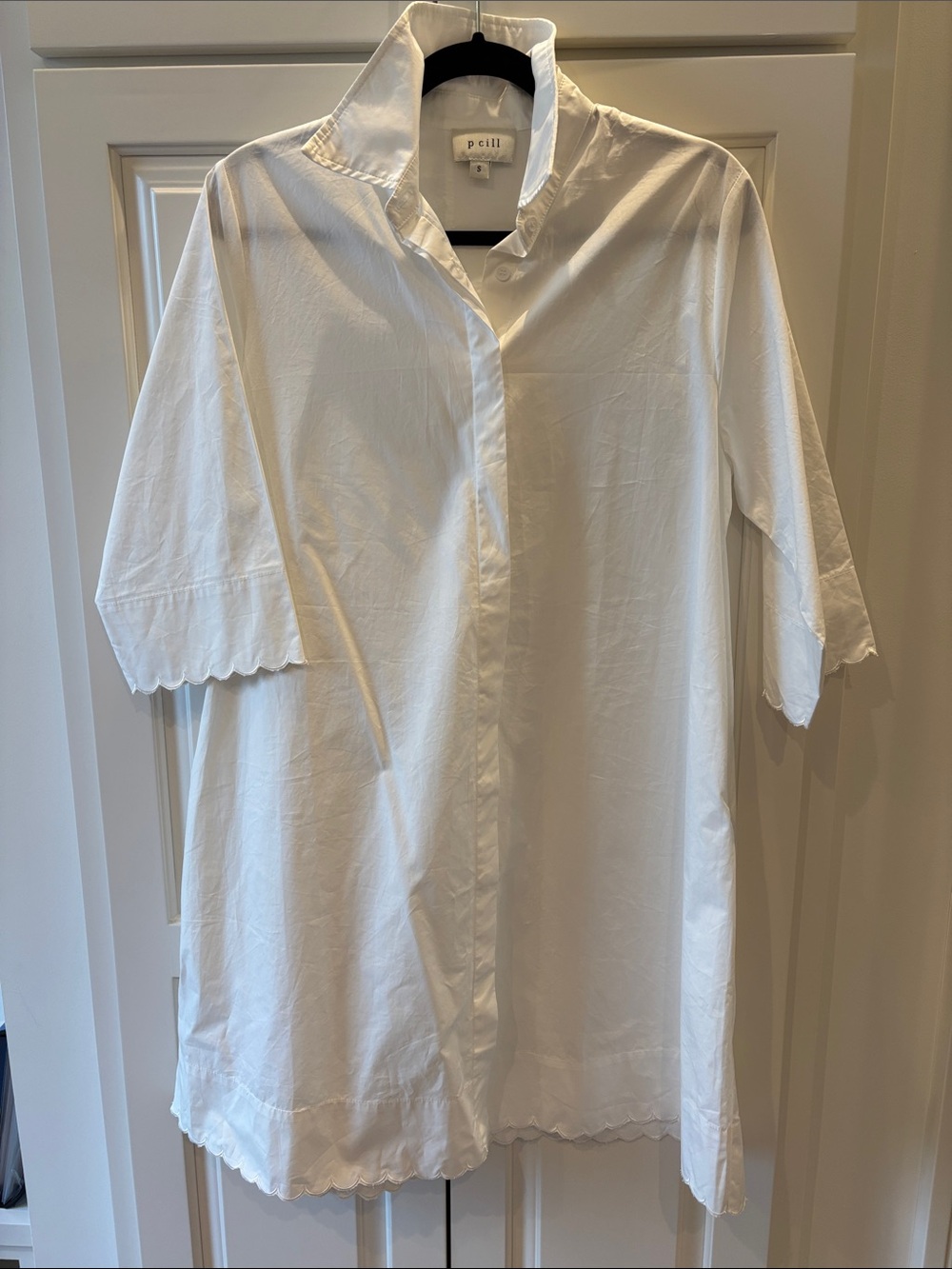 White Scalloped Hem Button-Up Tunic